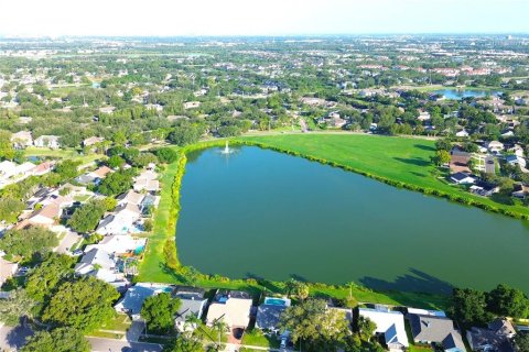 House in Brandon, Florida 3 bedrooms, 164.72 sq.m. № 2236246 - photo 28
