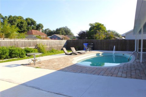 House in Brandon, Florida 3 bedrooms, 164.72 sq.m. № 2236246 - photo 24