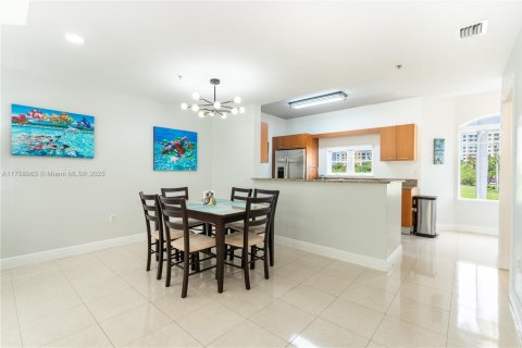 Adosado en venta en Aventura, Florida, 2 dormitorios, 162.11 m2 № 1732030 - foto 14