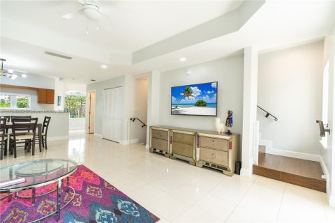 Adosado en venta en Aventura, Florida, 2 dormitorios, 162.11 m2 № 1732030 - foto 18
