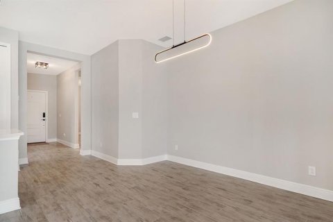 Купить виллу или дом в Парриш, Флорида 6 комнат, 141.68м2, № 1838303 - фото 9