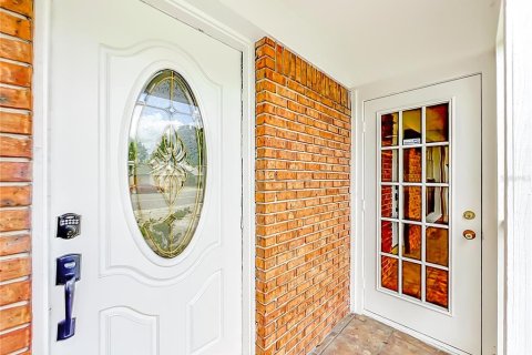 Villa ou maison à louer à Lake Mary, Floride: 4 chambres, 152.36 m2 № 2148538 - photo 7