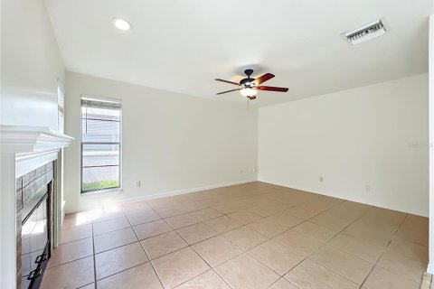 Villa ou maison à louer à Lake Mary, Floride: 4 chambres, 152.36 m2 № 2148538 - photo 25