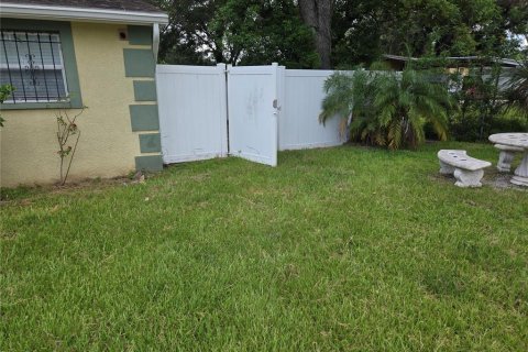 Villa ou maison à vendre à Tampa, Floride: 4 chambres, 185.9 m2 № 1909217 - photo 9
