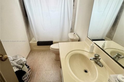 House in Homestead, Florida 5 bedrooms, 201.6 sq.m. № 1805948 - photo 7