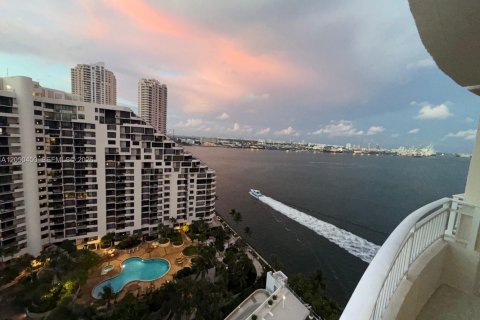 Copropriété à louer à Miami, Floride: 1 chambre, 62.34 m2 № 2252548 - photo 13