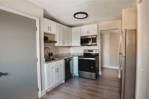 Condominio en alquiler en Winter Park, Florida, 1 dormitorio, 77.57 m2 № 1914064 - foto 8