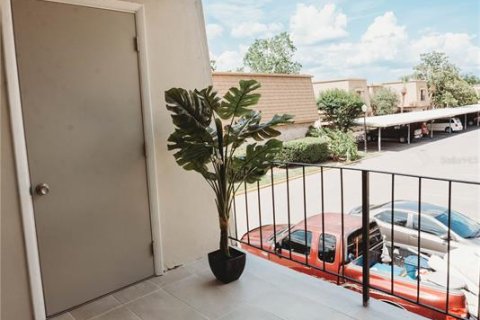 Condominio en alquiler en Winter Park, Florida, 1 dormitorio, 77.57 m2 № 1914064 - foto 12