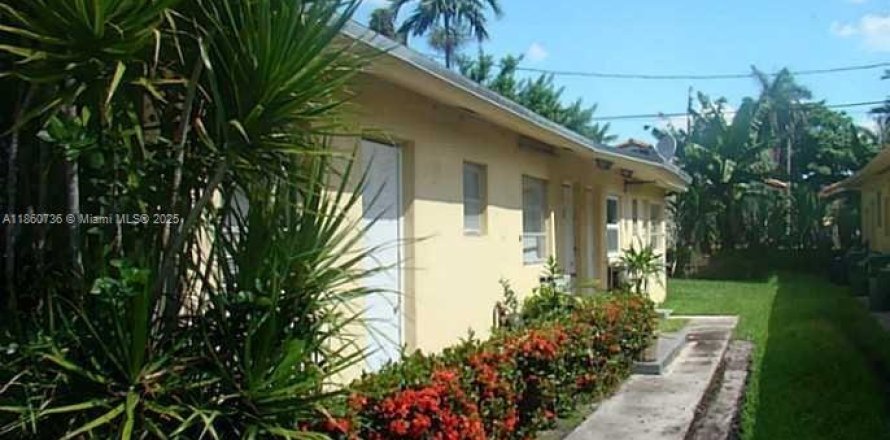 Villa ou maison à Miami, Floride 2 chambres, 179.86 m2 № 1889109