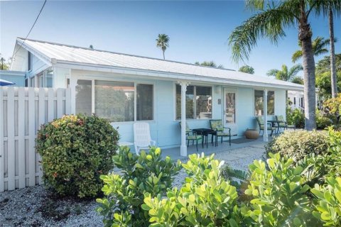 Condo in Sarasota, Florida, 2 bedrooms  № 2099349