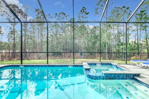 House in Davenport, Florida 6 bedrooms, 351.17 sq.m. № 2102316 - photo 2