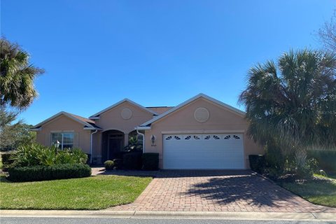 House in Ocala, Florida 3 bedrooms, 312.89 sq.m. № 2104685