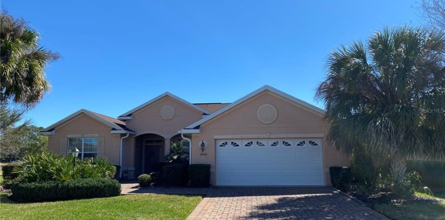 Casa en Ocala, Florida 3 dormitorios, 158.4 m2 № 2104685