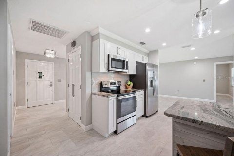 Villa ou maison à vendre à Lakeland, Floride: 3 chambres, 148.74 m2 № 1894759 - photo 19