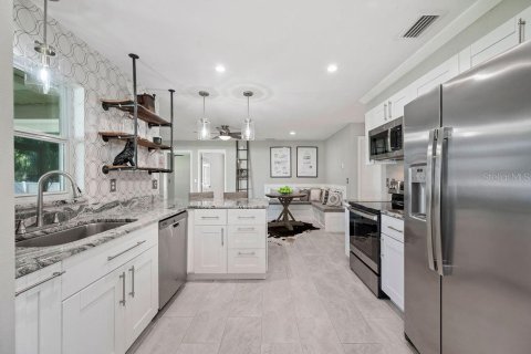 Villa ou maison à vendre à Lakeland, Floride: 3 chambres, 148.74 m2 № 1894759 - photo 15