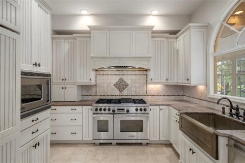 Casa en venta en Weeki Wachee, Florida, 4 dormitorios, 337.89 m2 № 1804004 - foto 25