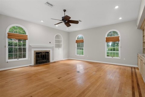 Casa en venta en Weeki Wachee, Florida, 4 dormitorios, 337.89 m2 № 1804004 - foto 12