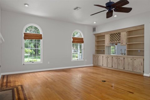 Casa en venta en Weeki Wachee, Florida, 4 dormitorios, 337.89 m2 № 1804004 - foto 17