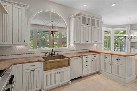 Casa en venta en Weeki Wachee, Florida, 4 dormitorios, 337.89 m2 № 1804004 - foto 28