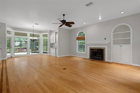 Casa en venta en Weeki Wachee, Florida, 4 dormitorios, 337.89 m2 № 1804004 - foto 14