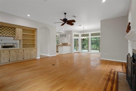 Casa en venta en Weeki Wachee, Florida, 4 dormitorios, 337.89 m2 № 1804004 - foto 13