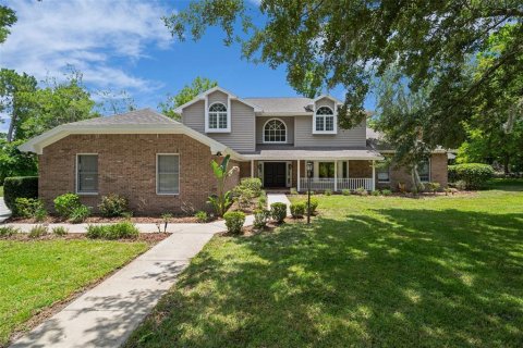 Casa en venta en Weeki Wachee, Florida, 4 dormitorios, 337.89 m2 № 1804004 - foto 1