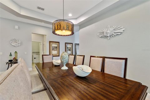 House in Windermere, Florida 5 bedrooms, 346.06 sq.m. № 2237763 - photo 7