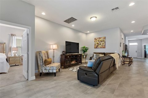 House in Windermere, Florida 5 bedrooms, 346.06 sq.m. № 2237763 - photo 15