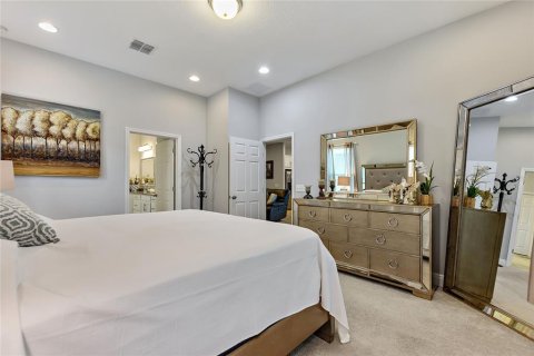 House in Windermere, Florida 5 bedrooms, 346.06 sq.m. № 2237763 - photo 17