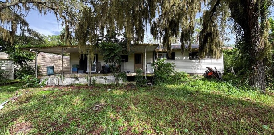 House in New Port Richey, Florida 3 bedrooms, 122.63 sq.m. № 1825006