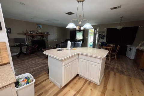 House in New Port Richey, Florida 3 bedrooms, 122.63 sq.m. № 1825006 - photo 12