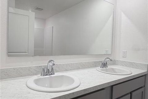 Villa ou maison à vendre à Kissimmee, Floride: 5 chambres, 211.91 m2 № 2412706 - photo 30