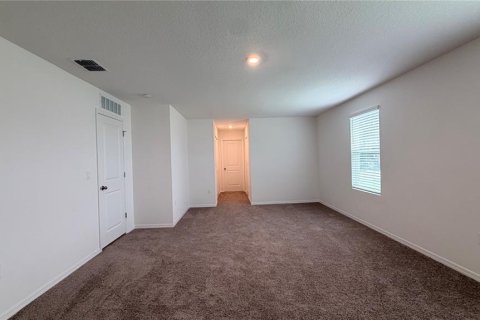 Villa ou maison à vendre à Kissimmee, Floride: 5 chambres, 211.91 m2 № 2412706 - photo 16