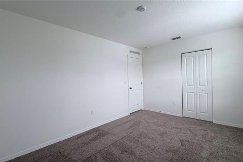 Villa ou maison à vendre à Kissimmee, Floride: 5 chambres, 211.91 m2 № 2412706 - photo 25