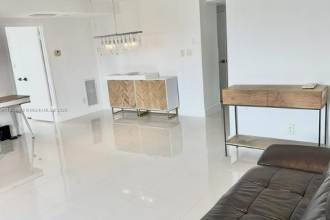Appartement à louer à Miami Beach, Floride: 1 chambre, 64.66 m2 № 1891357 - photo 5