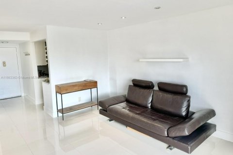 Appartement à louer à Miami Beach, Floride: 1 chambre, 64.66 m2 № 1891357 - photo 6