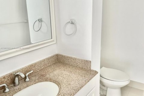Appartement à louer à Miami Beach, Floride: 1 chambre, 64.66 m2 № 1891357 - photo 16
