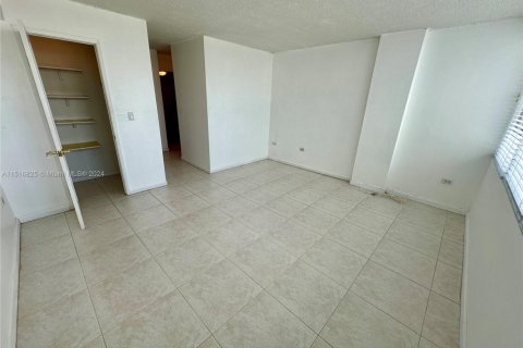 Copropriété à vendre à Miami Beach, Floride: 1 chambre, 93.83 m2 № 1937911 - photo 18