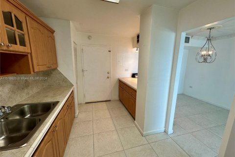 Copropriété à vendre à Miami Beach, Floride: 1 chambre, 93.83 m2 № 1937911 - photo 5