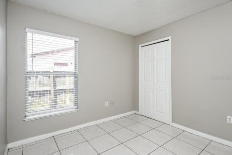 Villa ou maison à louer à Kissimmee, Floride: 3 chambres, 153.66 m2 № 1894471 - photo 13