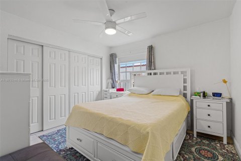 Copropriété à vendre à Miami, Floride: 2 chambres, 78.04 m2 № 1920577 - photo 24