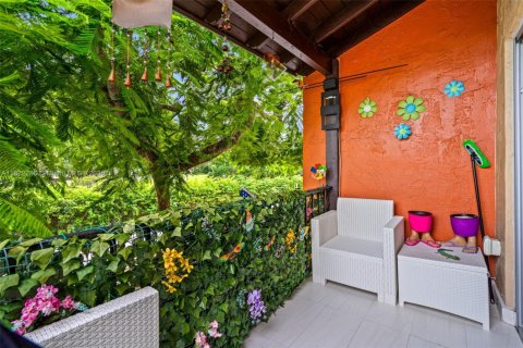 Copropriété à vendre à Miami, Floride: 2 chambres, 78.04 m2 № 1920577 - photo 30