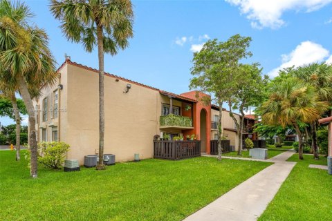 Copropriété à vendre à Miami, Floride: 2 chambres, 78.04 m2 № 1920577 - photo 5