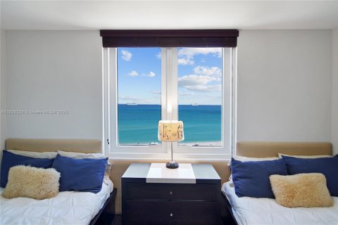 Condominio en alquiler en Miami Beach, Florida, 2 dormitorios, 137.5 m2 № 1888826 - foto 14