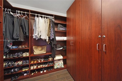 Condominio en alquiler en Miami Beach, Florida, 2 dormitorios, 137.5 m2 № 1888826 - foto 12