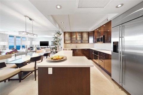 Condominio en alquiler en Miami Beach, Florida, 2 dormitorios, 137.5 m2 № 1888826 - foto 25