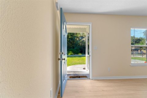 Casa en venta en Crystal River, Florida, 3 dormitorios, 101.45 m2 № 1902398 - foto 4