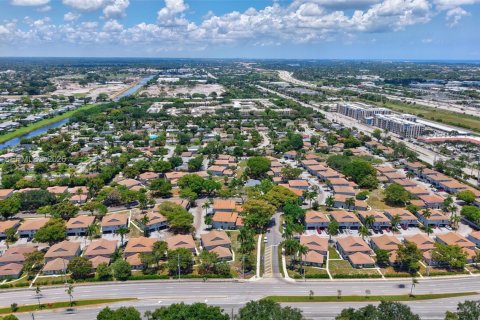 Copropriété à louer à Delray Beach, Floride: 2 chambres, 78.22 m2 № 2431392 - photo 8