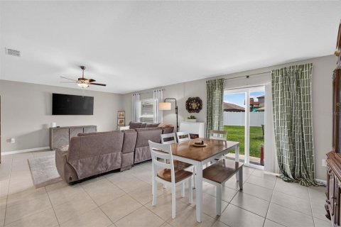 Villa ou maison à vendre à Bartow, Floride: 3 chambres, 144.46 m2 № 2227428 - photo 16