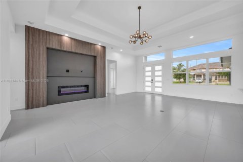 Villa ou maison à vendre à Port St. Lucie, Floride: 4 chambres, 192.4 m2 № 1962743 - photo 6
